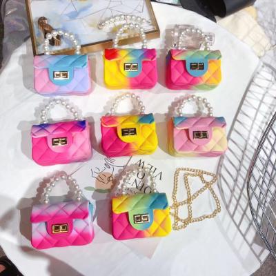 China 2021 Fashion PVC Mini Jelly Bag Candy Color Rhombus Hot Messenger Bag New Wild Chain Small Square Women Bag for sale