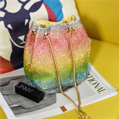 China New Fashion Personality Messenger Rhinestone One-shoulder Rhinestone King Bag Chain Handbag Female Color Mesh Diamond Bucket Bag for sale