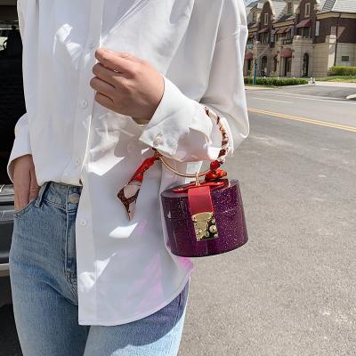 China Fashion 2021 Acrylic Handbags Women Clear Clear Jelly Purses Deaigner Ladies Handbags Mini Tote Bags Lady Round Metal for sale