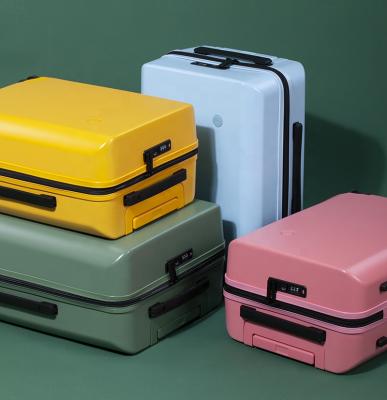 China Fashionable Newly Designed Beautiful Bright Color High Quality Travel Luggage Suitcases Set For Women for sale