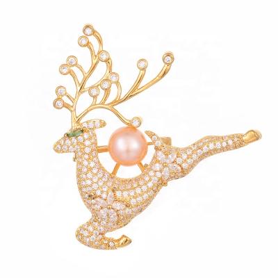 China Custom Sanko Christmas Gift Elk Brooches Women Brass Brooches Pin for sale