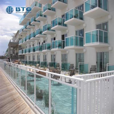 China Modern factory price 4+4mm 5+5mm 6+6mm 8+8mm toughened tinted laminated glass balustrade balustrades for sale