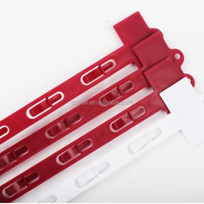 China Exhibition Supermarket Plastic Clip Strips Promotional Plastic Hangers Hooks Clip PP Strip Clip for sale