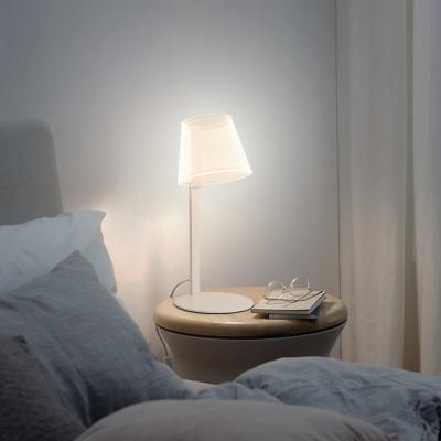 China 2022 simple eye protection table lamp for simple and modern creativity for healthy eye protection with the hall bedroom for sale