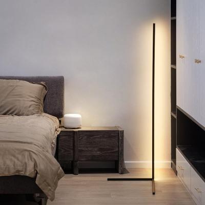 China Modern Vertical Corner Lamp Nordic Atmosphere Room Reading Lamp for sale