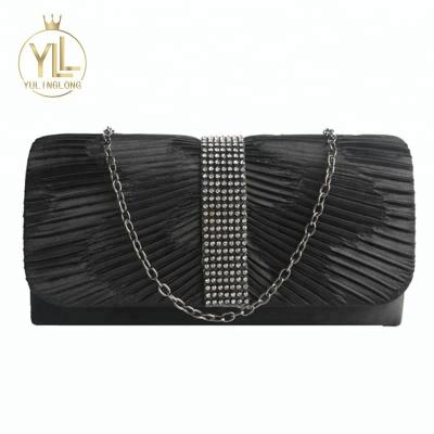 China Powerful cheap ladies silk hand fancy equalizing purse for sale