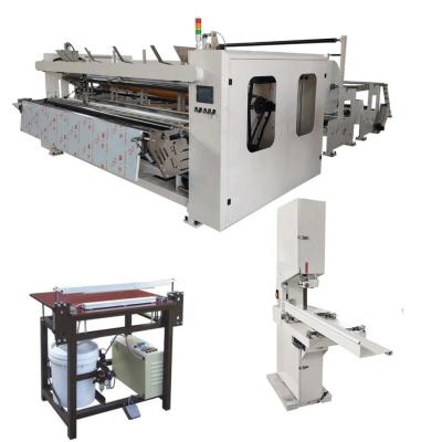 China Toiletpapierverpakkingsmachine met touchscreen met stalen tot rubberen embossing Te koop