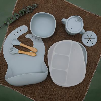 China New Sustainable BPA Free Divided Baby Feeding Sets Suction Silicone Dishes For Baby for sale