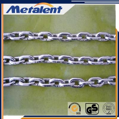 China Weld Steel Tire Protection Chain China Gold Plated Carry Chain DIN5685 With Clevis Grab Hooks for sale