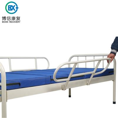 China Hospital Bed Full Epoxy Powder Coated Crank Manual Folding Hospital Bed For Patient for sale