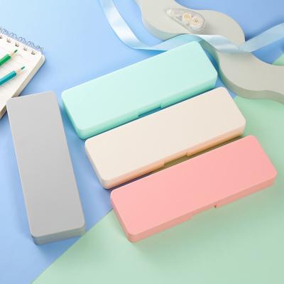 China Cartoon picture printing custom logo pp stationery pen case promotion gift cartoon plastic pencil case for sale