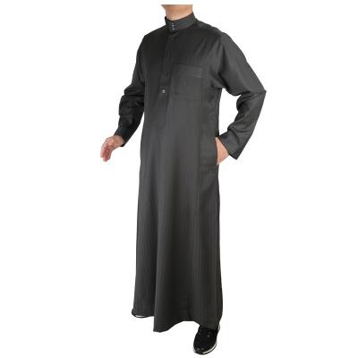 China Stripe Design Ready To Ship Thick Ethnic Arabic Dress Kaftan Daffah Qamis Thobes Muslim Clothing Men Jubah Jilbab Jalabya ​​For Ramadan Gift for sale