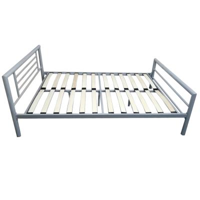 China Cheap Hot Selling Durable Modern Bedroom Furniture Customize Strong Headboard Metal Bed Frame With Wooden Slats for sale