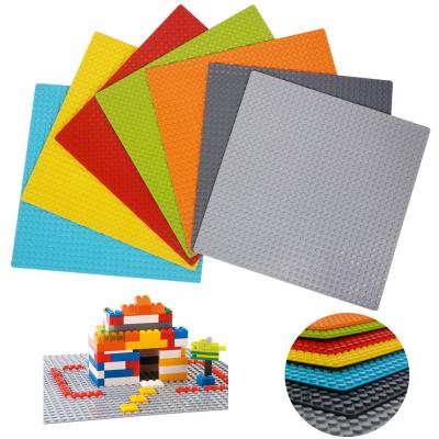 China Compatible with legoingly accessories construction assembly brick bottom 50X50 dots base plate building block for sale