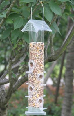 China 1kg Capacity Plastic Bird Feeders / Window Bird Feeder Squirrel Proof for sale