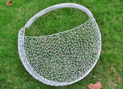 China Metal Wire Baskets / Bird Feeder Accessories White Powder Coated Handle for sale