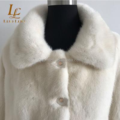 China Women's Anti-Shrink Natural Fur Coat Winter Jacket Thick Warm Women Outwear Short Real Mink Fur Coats for sale