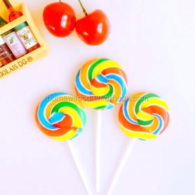 China Handmade Rainbow Color Candy Hard Candy Christmas Hard Candy Swirl Lollipops for sale