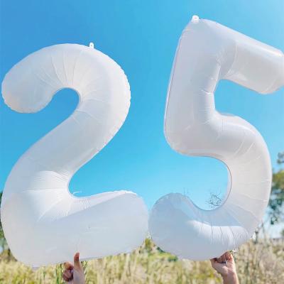 China Gift Toy Big Size 40inch 0-9 Number Globo Digital Blanco Anniversary Party White Balloon Needs Backdrop Decoration Chrome Balloons for sale