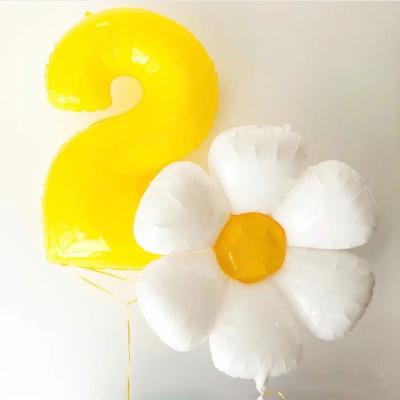 China Gift Toy 40inch New Arrival Sun Flower Balloon Chrysanthemum Plumeria Chrysanthemum Birthday Party Decoration Layout Balloon White Wholesale for sale