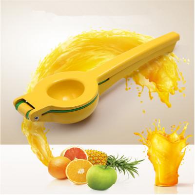 China 2021 Sustainable Product Innovative Manual Stainless Steel Lemon Juicer For Kitchen for sale