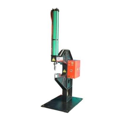 China Building Material Stores C Frame Pneumatic / Hydraulic Galvanized Sheet Clamping Riveting Press Machine Without Rivets for sale