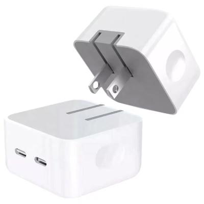 China Mobile Phone Power Adapter 35W USB-C+C Dual Port Fast Charger Applies to iPhone 13/14 Folding Model for sale