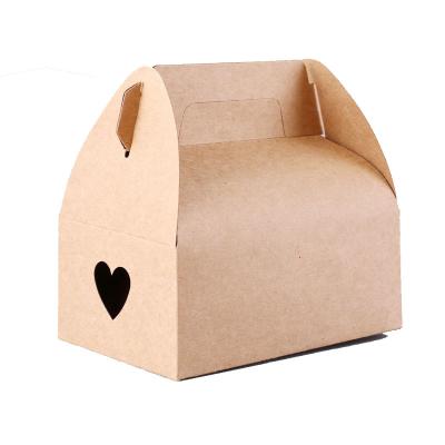 China Hot Sale Recyclable Kraft Paper Pastry Box Portable Bakery Cookie Cake Packaging Box With Handle for sale