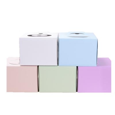 China Recyclable Kraft Paper Folding Candy Box Pastry Cake Box Packaging With Handle for sale