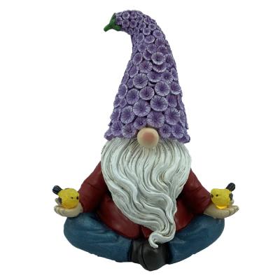 China Europe resin figurine gnome hand hold bird solar lights garden open outdoor dwarfs statues for sale