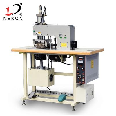 China Disposable Nonwoven Fabric Product China Made Eye Mask Making Machine Lace Sewing Machine For Eye-correction for sale