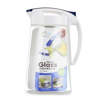 China 1350ml Leak-proof Kitchen Side Leak-proof Cold Water Clear Glass Pitcher With Plastic Lid for sale