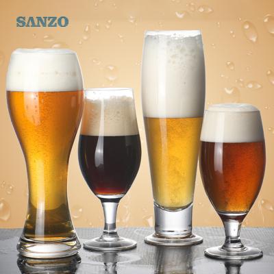 China Goods 602001,Wholesale Handmade Blown Clear Glass Wheat Beer Glass Withn Set 4pcs Wooden Paddl For Bar Tool Pilsner IPA Beer for sale