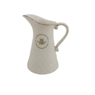 China Nordic Vintage Ceramic Glass Smart Honeycomb Embossed Coffee Milk Water Jug Bee Printed Jug for sale