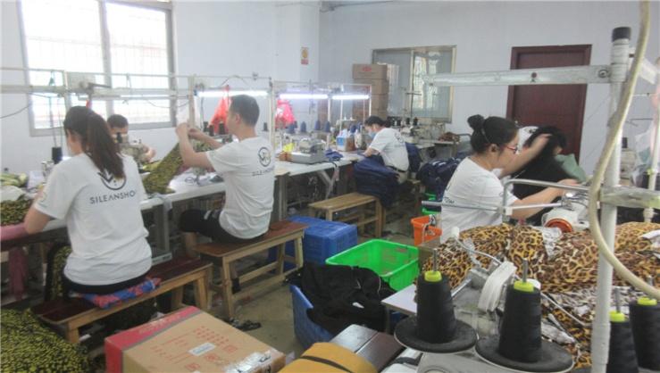 Verified China supplier - Guangzhou Leader Show Garment Co., Ltd.