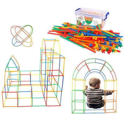 China 2022 Hot Sale Eco-Friendly Material Colorful Interlocking Plastic Toys Building Straws, Connectors Building Block Toy Accept Customize Design Order for sale