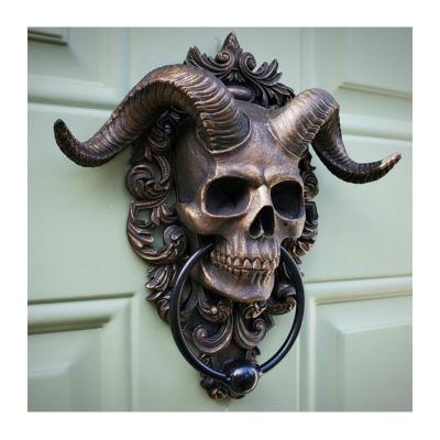 China Europe Fun Skull Door Knocker Decor Resin Figure Hanger Punk Satan Skull Sheep Head Statue Goat Head Wall Hanging Crafts for sale