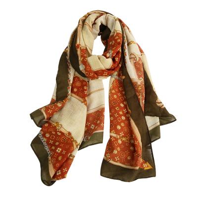 China Good Heat Preservation No Intermediate Running Concise Machine Curling 100% Ployester Shinny Scarf , Flower Pattern Thick Small Fabric Ladies Scarves for sale