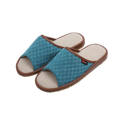 China Customization logo summer lightweight wholesale women spill home slipper soft anti slip slides for 2022 new for sale