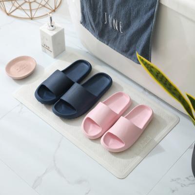 China Low MOQ Lightweight Free Sample 2022 Summer Hot Selling Unisex Thick Bottom Slips Women Men Outdoor Beach Slippers for sale