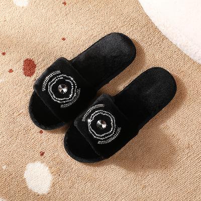 China Fashion Trend Hot Sales Custom Women Cross Imitation Rabbit Fur Wool Bedroom Women Winter Fluffy Home Slipper for sale