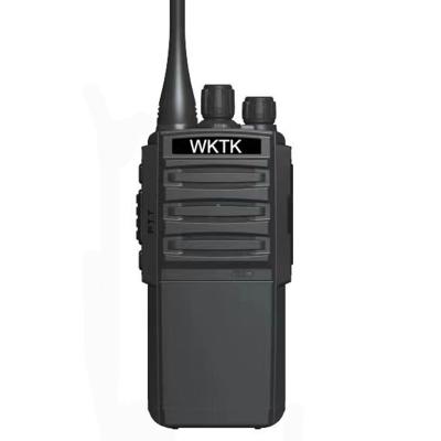 China Portable VHF UHF Two Way Radio 3W Output Power Perfect for Hotel Restaurant Intercoms for sale