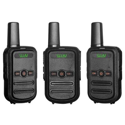 China WLN KD-C52 Walkie Talkie Lower Superior 3-5KM Range Frequency Range 400-470MHz 's Top for sale