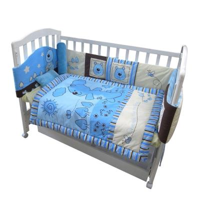 China Low Moq Style Cherish The Nature Bear Printing Cheap Nondisposable European Crib Set Crib Bedding For Newborn for sale