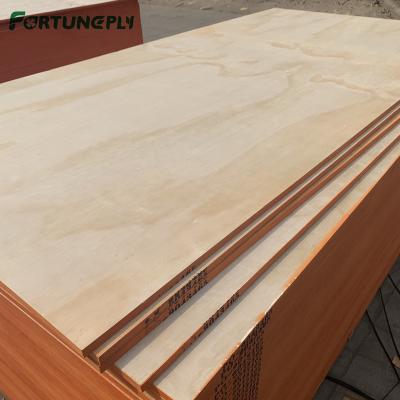 China Modern 4X8 18mm 3/4 CD PINE Normal Grade PLYWOOD Sides Prefect Good Quality At Cost Effective for sale