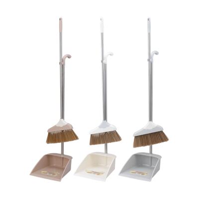 China JS-1919 Economic Big Size Plastic Broom And Dustpan Set With Comb for sale