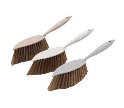 China JS-2173 China Wholesale Viable OEM Customized Natural House Ware Dust Cleaning Bed Brush With Leaf Shape for sale