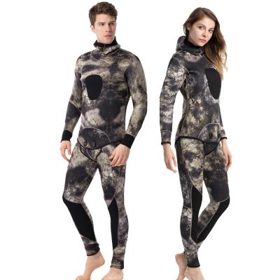 China Anti-UV swimming suit 3mm/5mm wetsuit neoprene wetsuit diving suit super elastic non-slip and durable keep warm surf wetsuits for sale