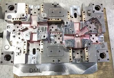 China Hot Runner System Injection Molding High Precision DME Standard Mould Base for sale