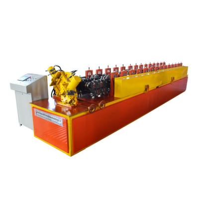 China Braguero auto de Keel Roll Forming Machine Roof y canal de acero ligeros de la pista que forma la máquina en venta